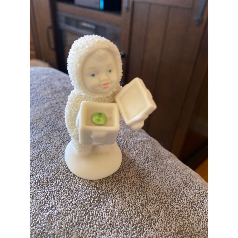 Department 56 Snowbabies figurine, from the "A Gift for You" August